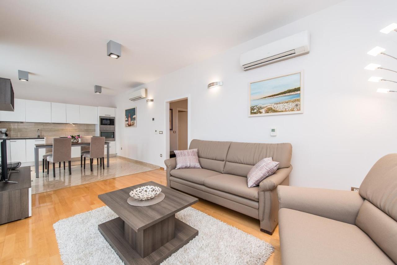 Appartamento Kings View Sarkic Novaglia Esterno foto