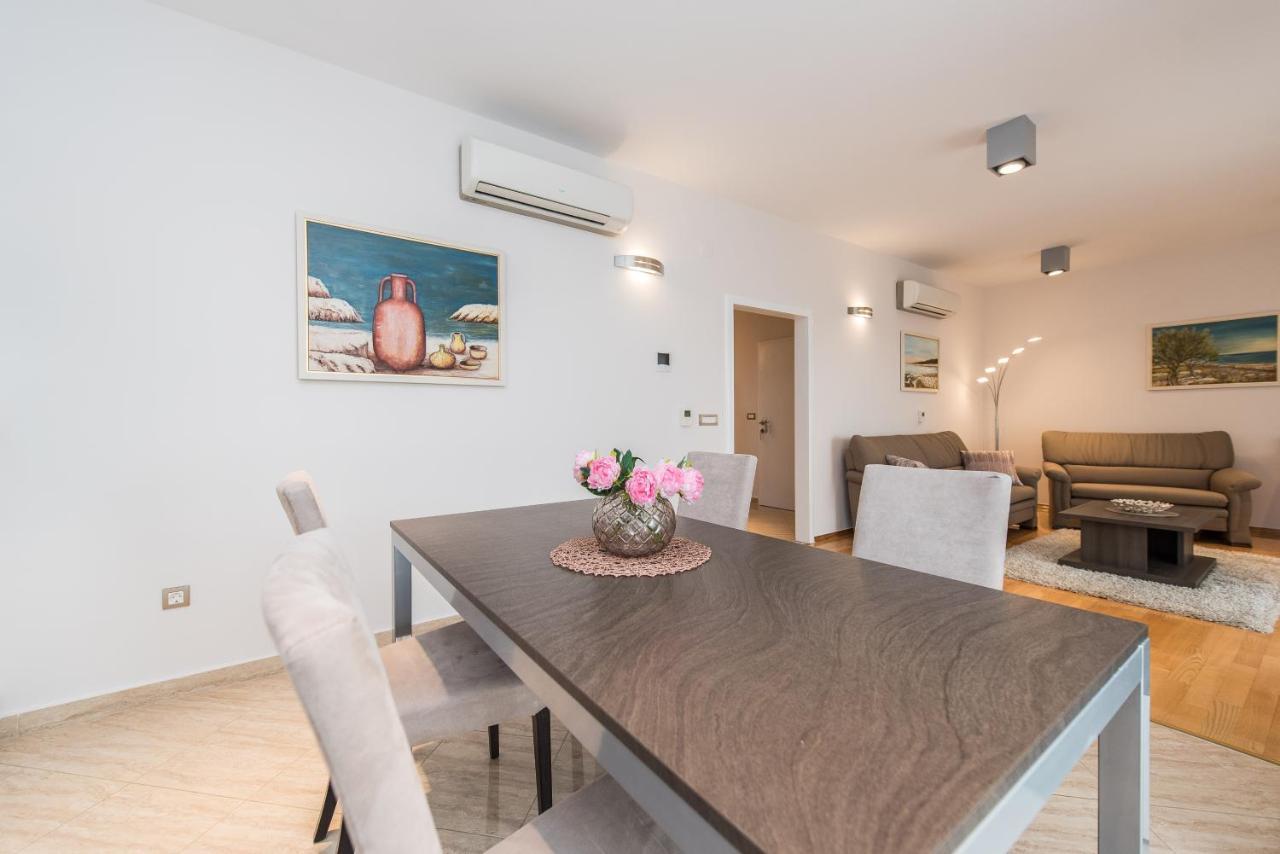 Appartamento Kings View Sarkic Novaglia Esterno foto